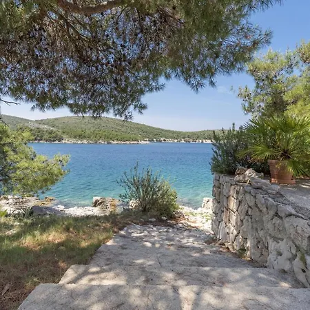 By The Sea Cove Pribinja, Hvar - 15083 Apartment