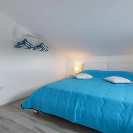 By The Sea Cove Pribinja, Hvar - 15083 Apartment *