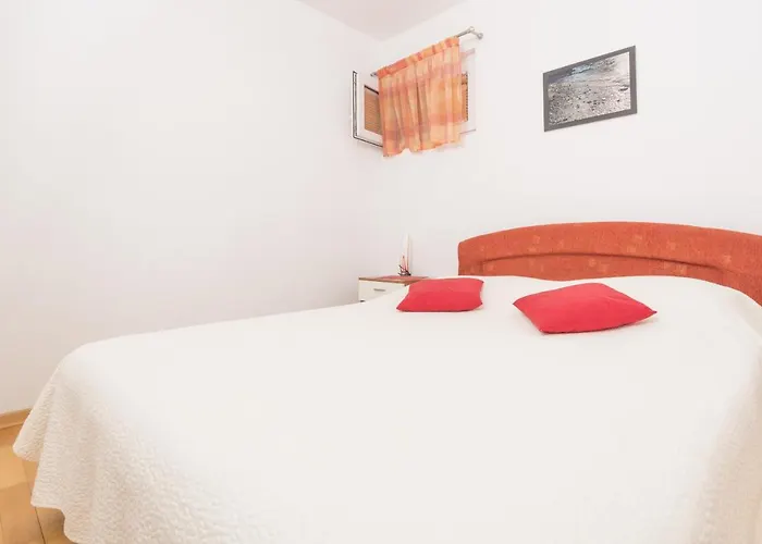 Apartment By The Sea Cove Pribinja, Hvar - 15083