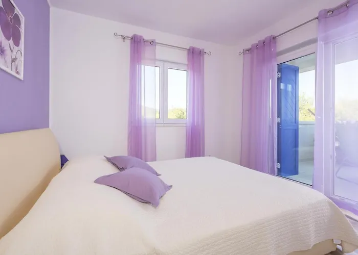 By The Sea Cove Pribinja, Hvar - 15083 Apartment Hvar Town