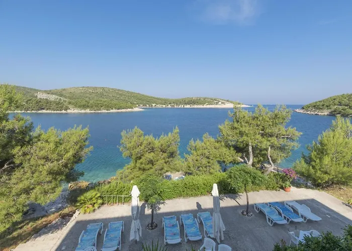 By The Sea Cove Pribinja, Hvar - 15083 Apartment *