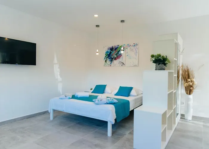 Apartment By The Sea Cove Pribinja, Hvar - 15083