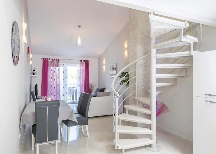 By The Sea Cove Pribinja, Hvar - 15083 Apartment Hvar Town