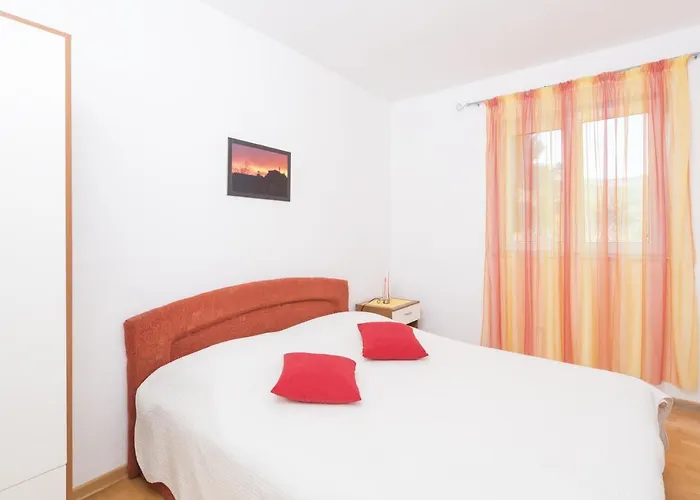 By The Sea Cove Pribinja, Hvar - 15083 Apartment Hvar Town